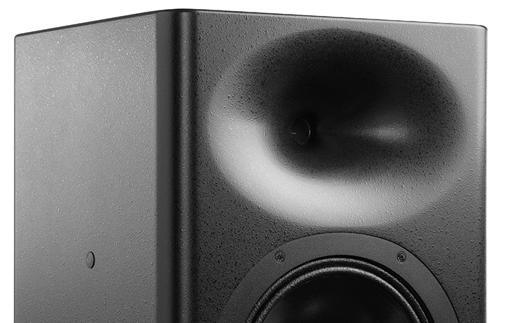 genelec-s360-suuntain
